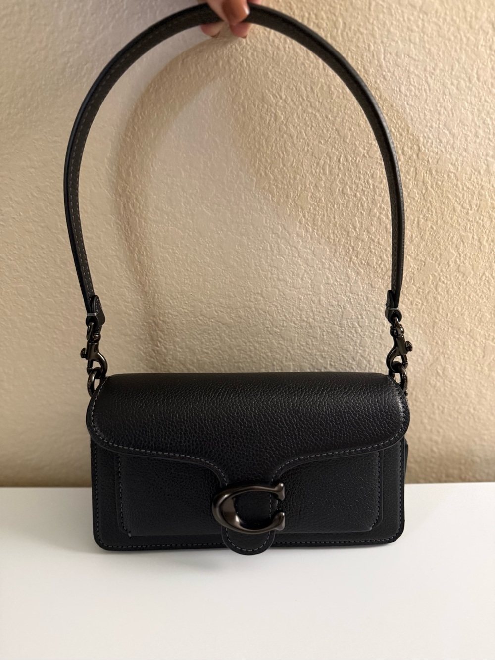 Coach Tabby Shoulder Bag 20 - Picture 2 of 12